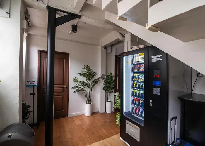 Homestay Homey And Cozey Poblacion Makati S11 *